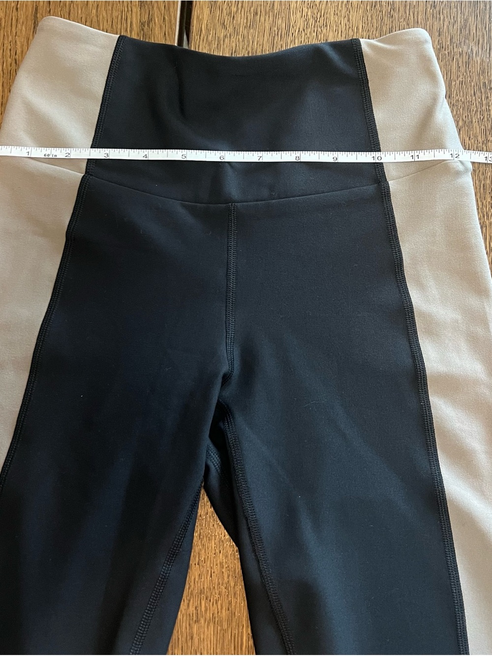 YPB Abercrombie Leggings Womens Small Black Beige Colorblock High Rise 7/8 NWOT - Picture 6 of 6